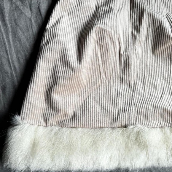 Fur Hem Pink Skirt - Picture 4 of 6